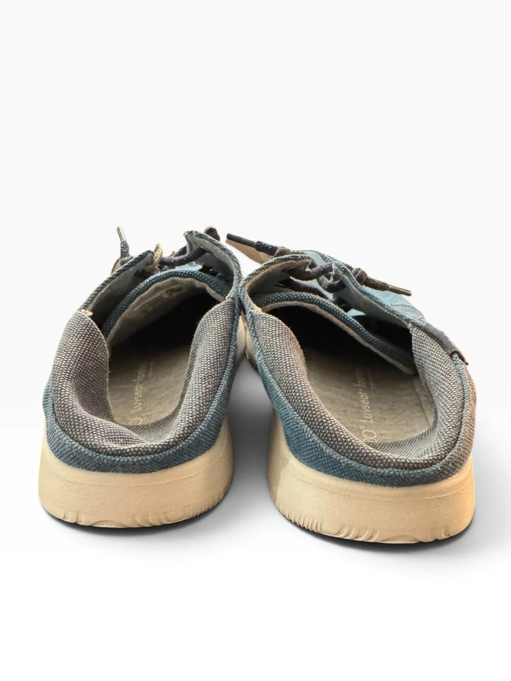 Chacos Chillos Sneakers Slip On Canvas Blue Women’s 9.5 NWT